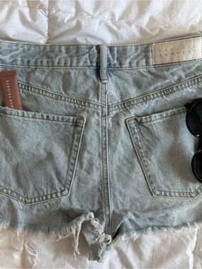 Pacsun Sunwear Demin/Jean Shorts PERFECTLY BROKEN IN!! Size waist 29